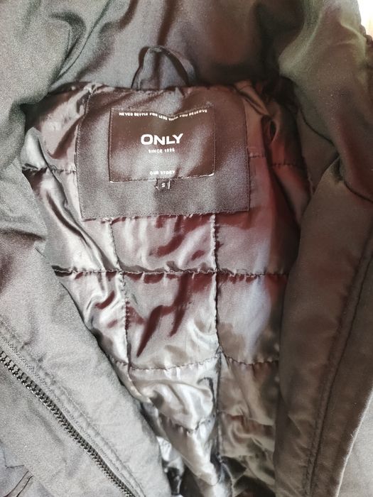 Дамско яке ONLY Classic Parka