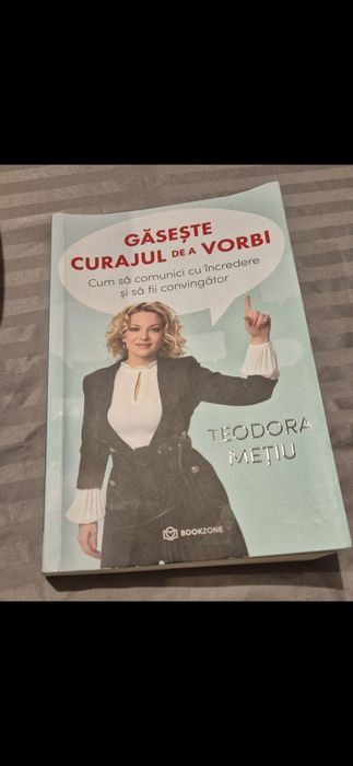 Vand diverse carti toate la 40 lei