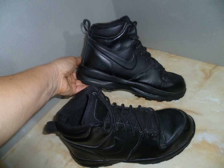 NIKE спортни боти №39