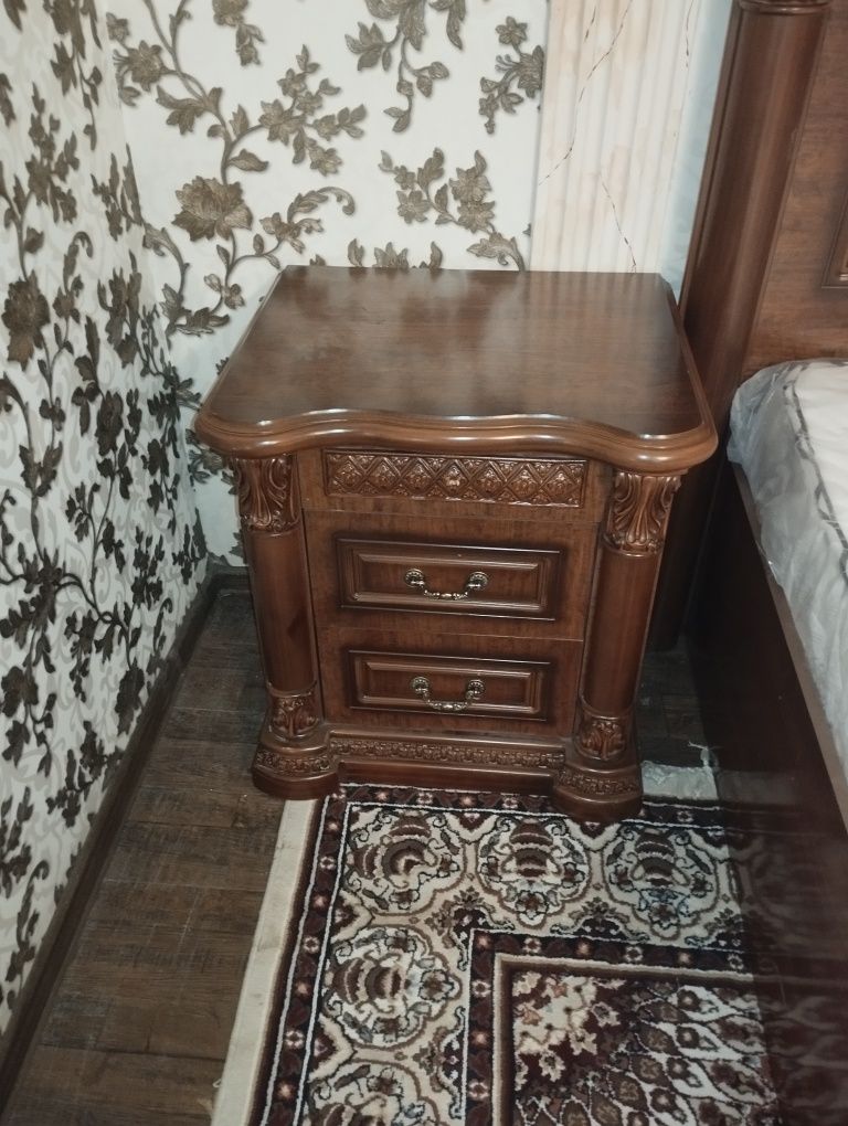 Kravat 2ta tumba sotiladi
