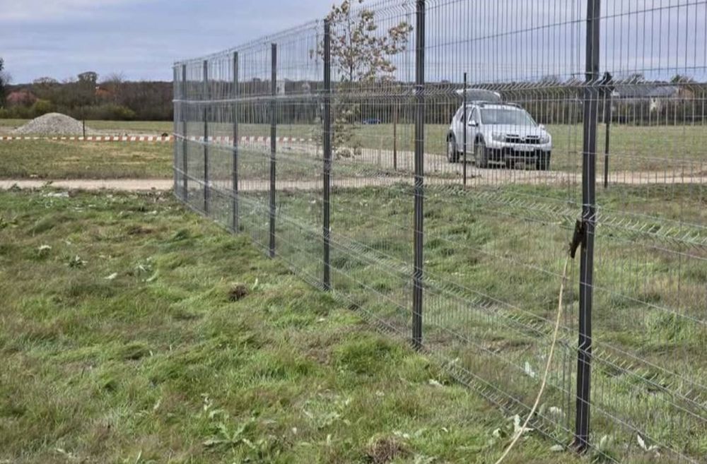 Vând garduri din plasa bordurata