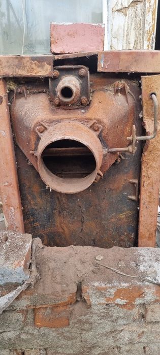 Vând centrală pe lemne Viadrus U22