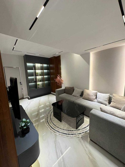 СРОЧНО Продам 3 комн кв в на против Шайхантахур РОВД! Чарх Новза! ID09