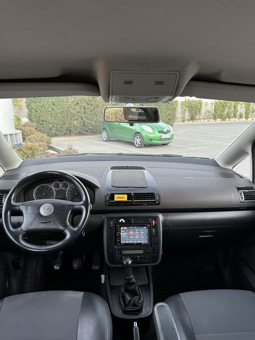 VW Sharan 2.0 Газ/Бензин 6+1