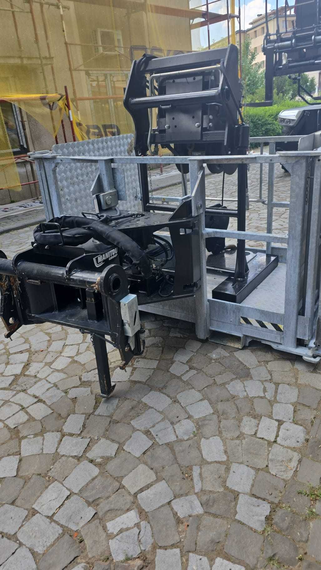 De inchiriat MANITOU