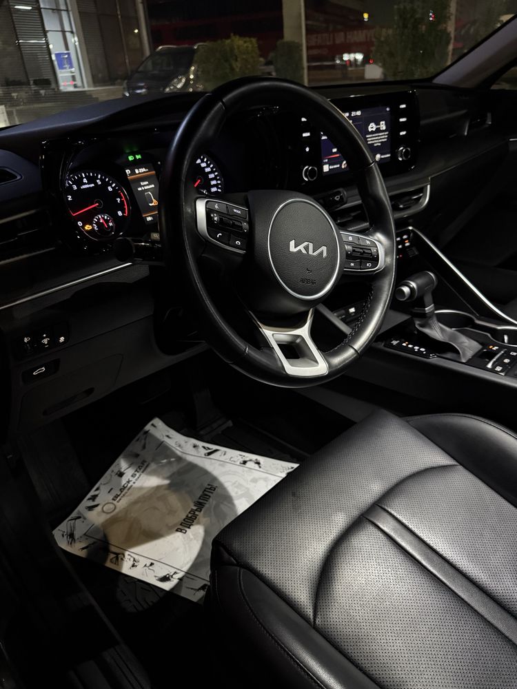 Продается KIA K5 с панорамой