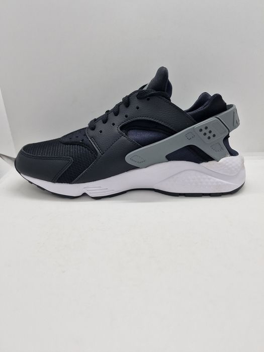 Nike Air Huarache J22 DR0154-001 nr. 40(38.5),41(40),42.5(41)