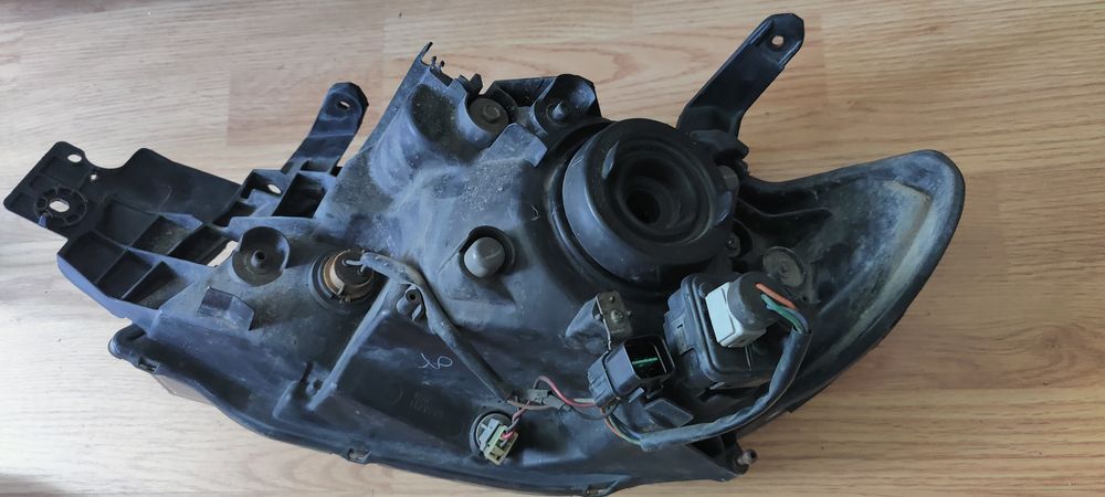 Far Dreapta Mitsubishi Outlander 2003-2008.