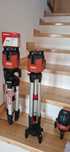 Hilti nivela cu linii