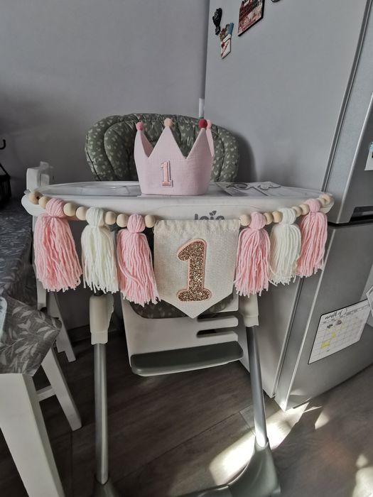 Vând accesorii aniversare 1 an