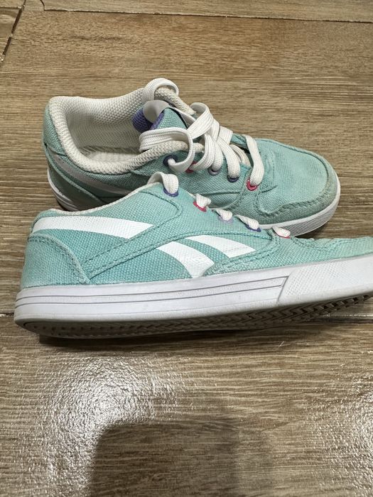 Vand adidasi reebok copii