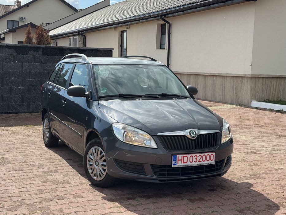 Vând Skoda Fabia Motor 1.4 Benzină MPI Euro 5 An 2012 Import Germania