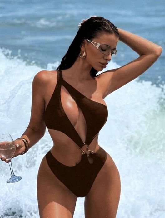 Кафяв цял бански