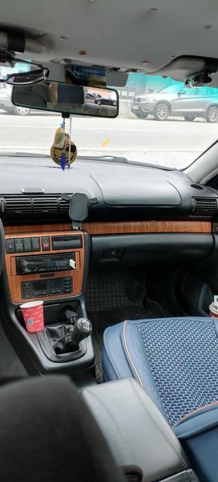 Продавам Ауди А4