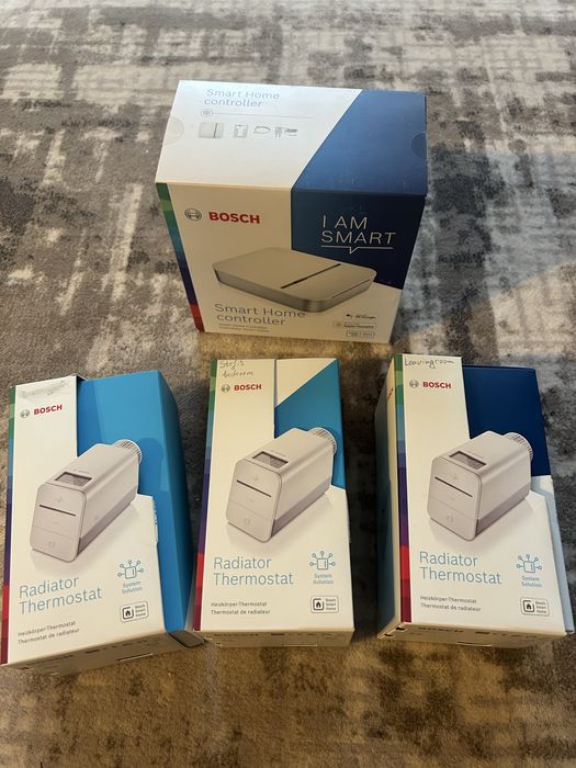 Bosh Смарт контролер и 4 бр термостати