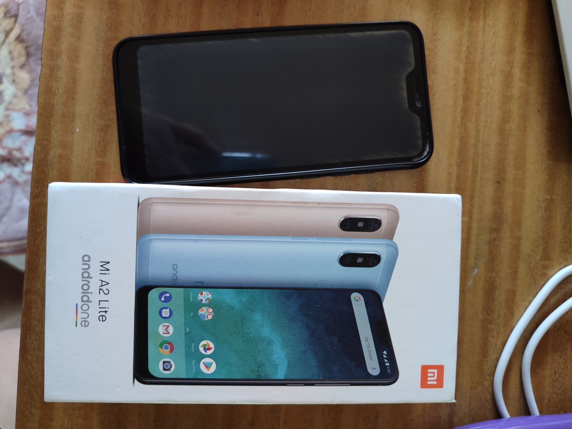 Продам телефон Mi A2 Lite