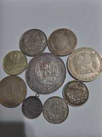 Стари монети от миналото.