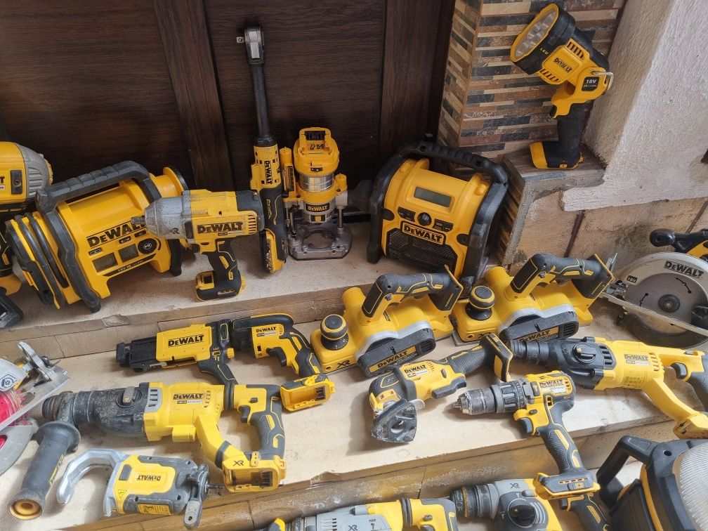 Инструменти Dewalt