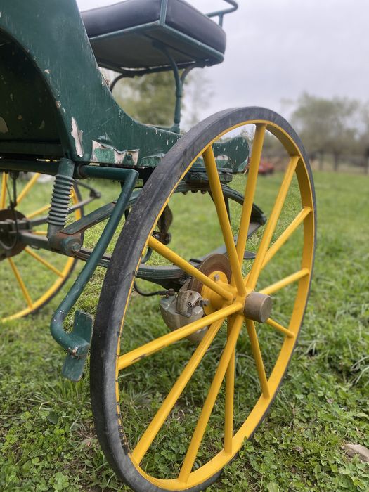 Trăsură cu 4 roți