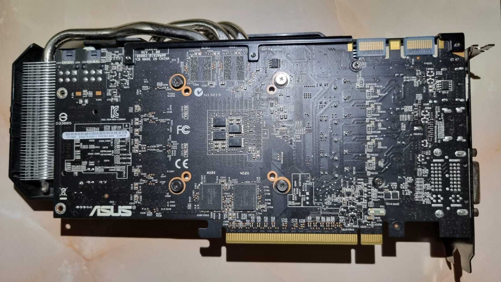 Vand Placa Video Nvidia Geforce GTX 660 Asus DirectcuII 2GB