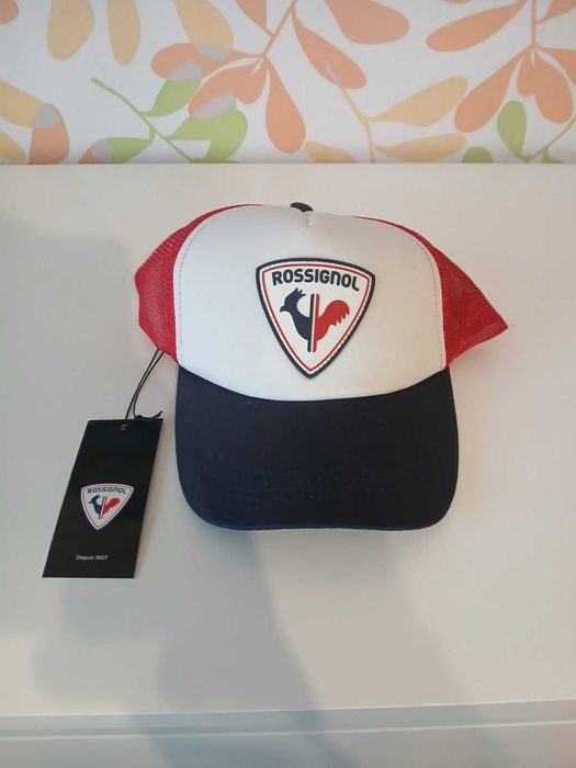 Шапка с козирка Rossignol