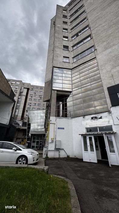 Spatiu comercial/Clinica/Cladire de birouri - Brasov