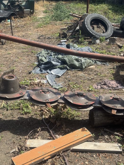 Vand cositoare dupa tractor