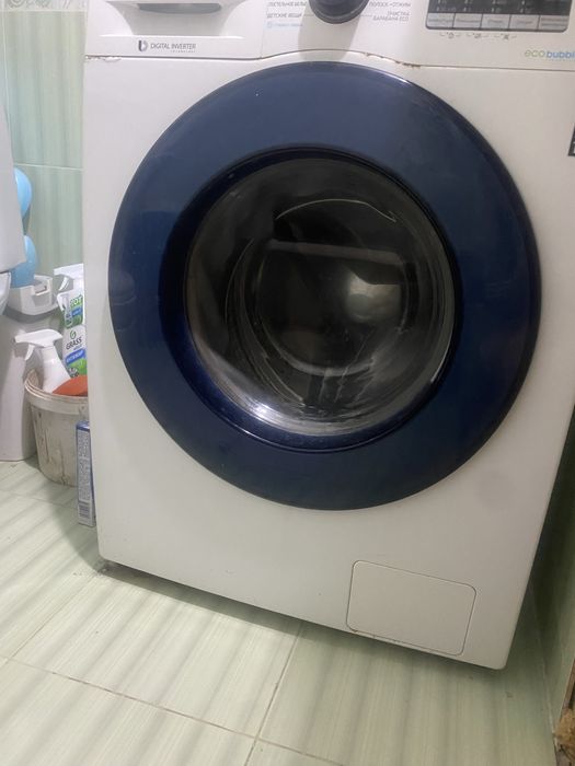 Продам стиральную машину на запчасти