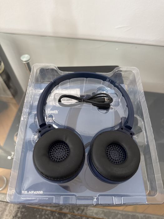 Casti wireless bluetooth