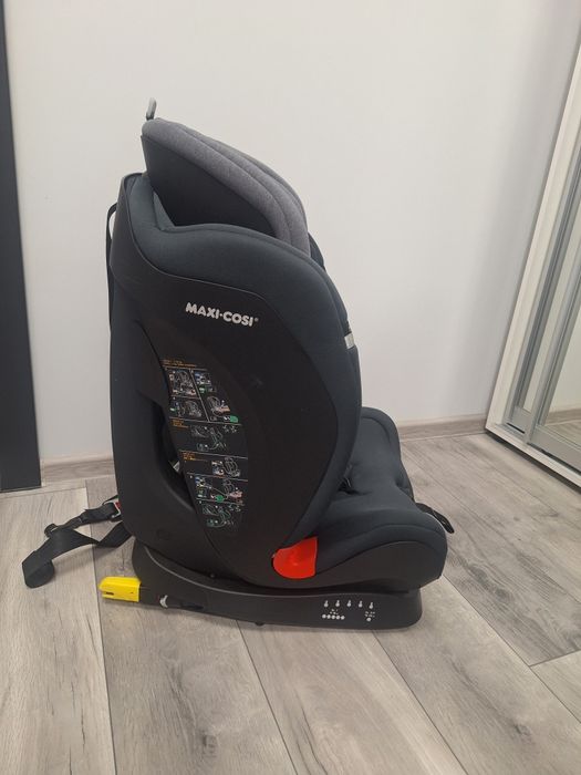 Столче за кола maxi cosi titan pro 2 isofix