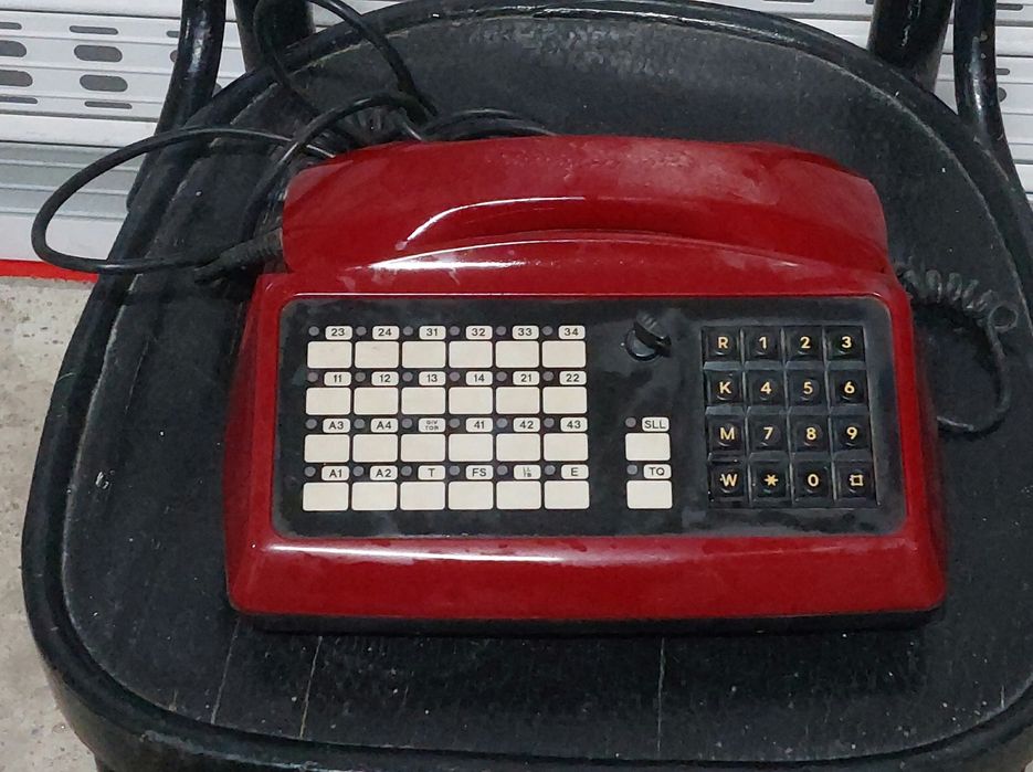 Ретро телефон червен 5 броя