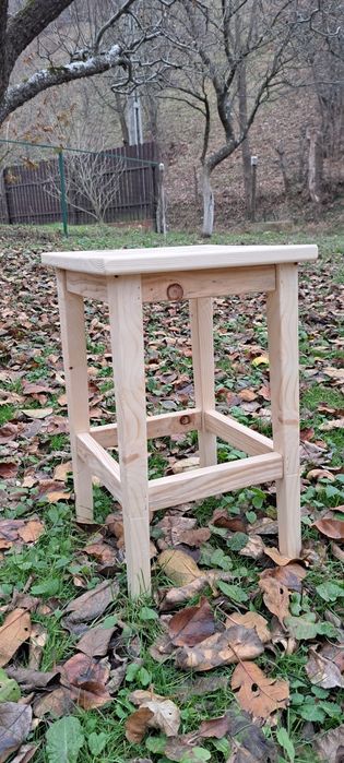 Scaune din lemn pentru bucatarie