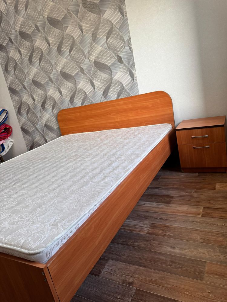 Кровать двуспальняя