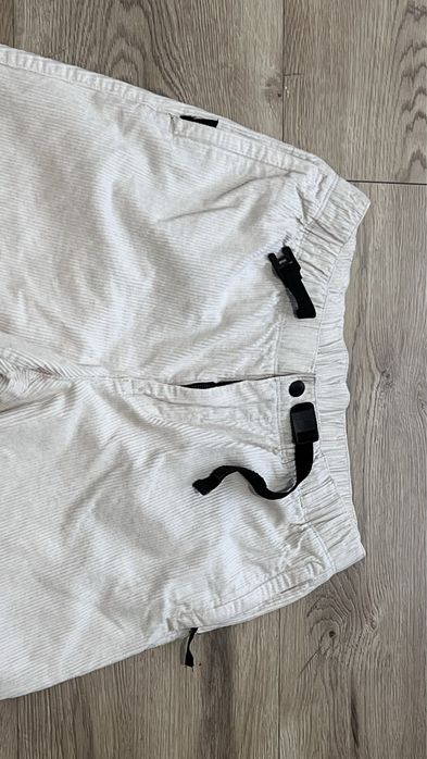 Pantaloni H&M catifea