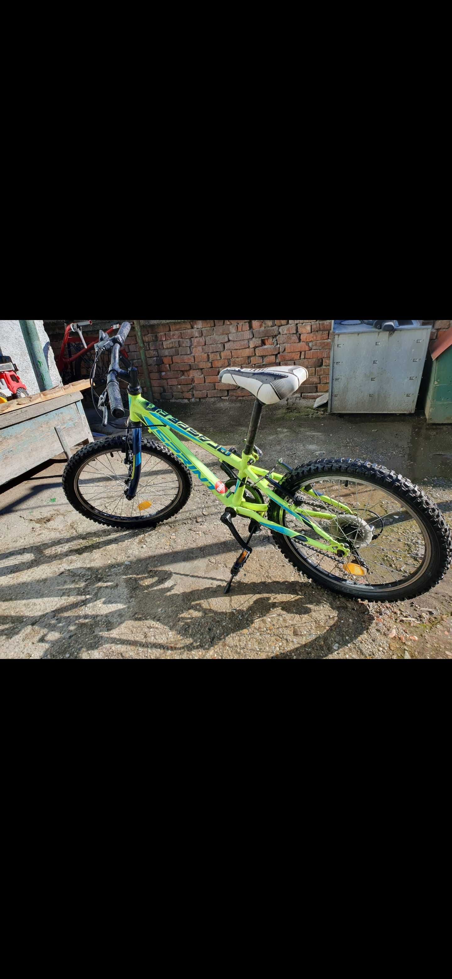 Vand oua biciclete