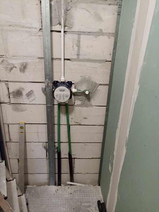 Echipa construcții disponibilă