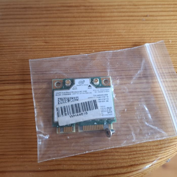 Части от Повреден Лаптоп (не знам дали работят)