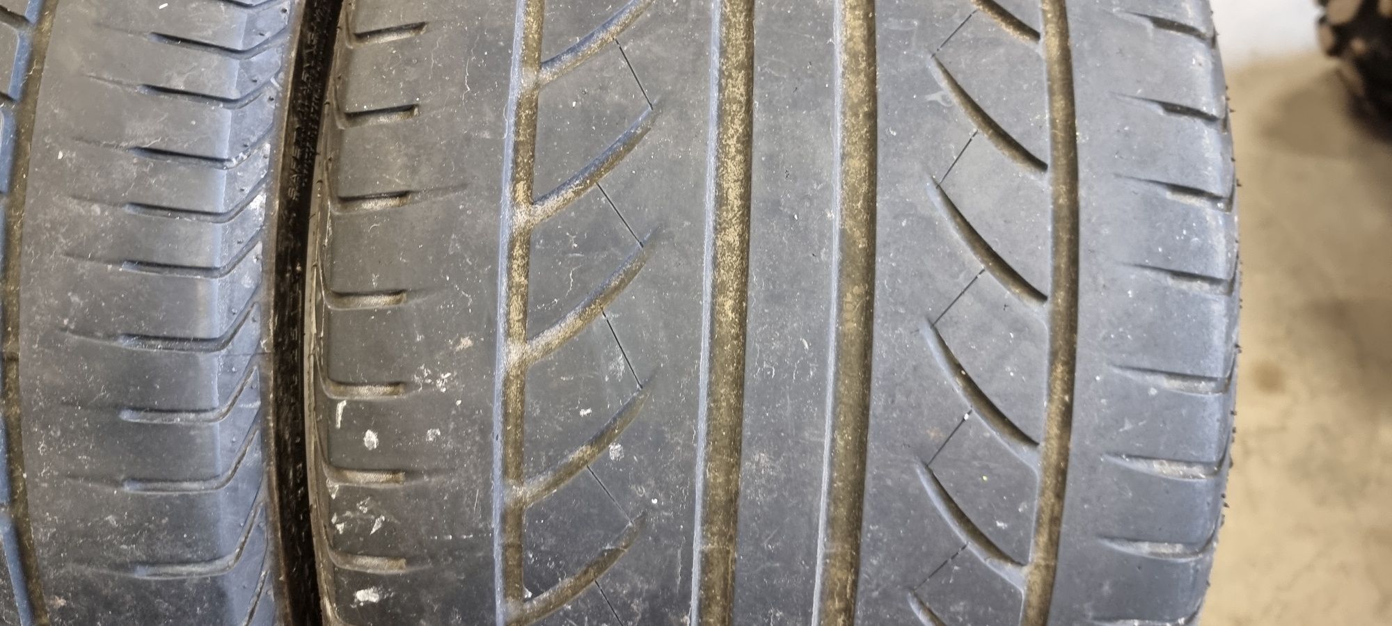 2бр Летни гуми 295/30/18 Bridgestone (2018)