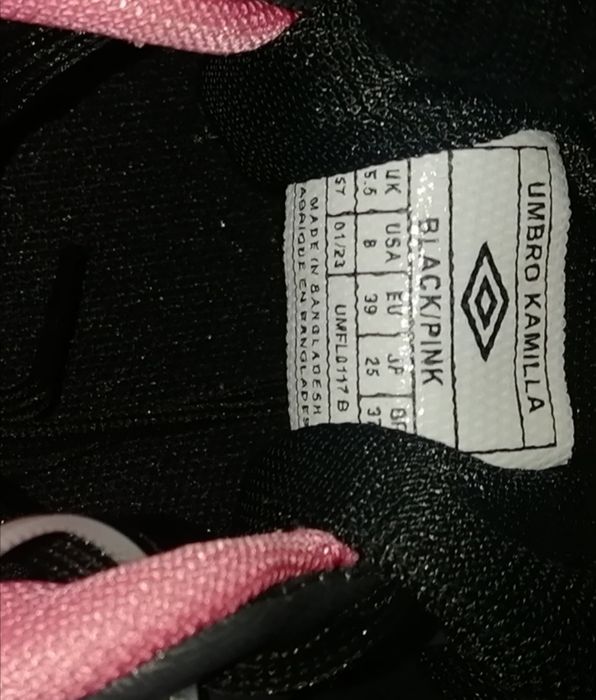 Umbro маратонки черни