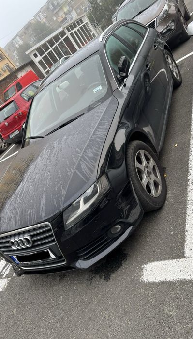 Vand audi a4,b8, mai multe detali la telefon