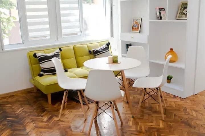 Дава се под наем Двустаен апартамент в Варна, Център - 44 кв.м за 550 € - Снимка #1