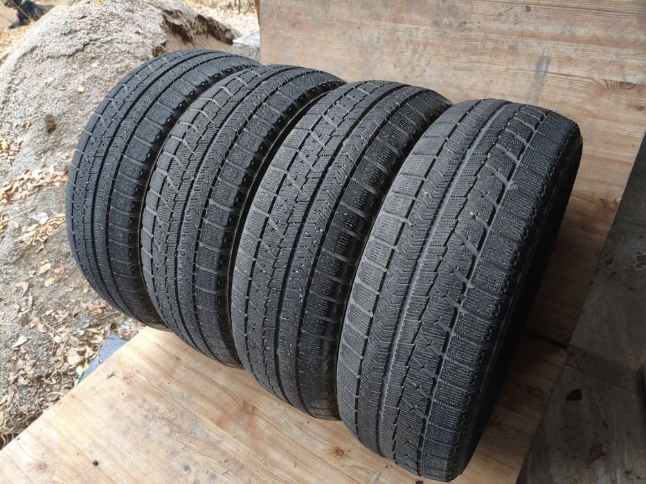 205/60 R16 Bridgestone 4шт.