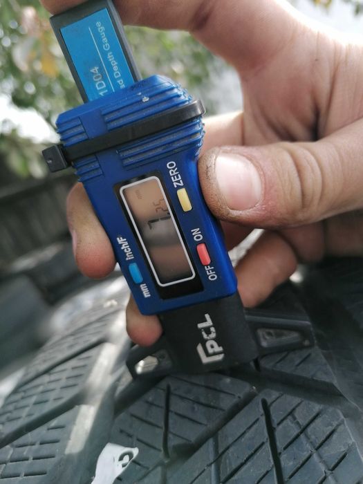 Set 4 Anvelope Iarna Pirelli ScorpionWinter 235 60 R18 ci37