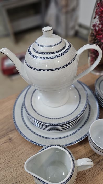 Продаётся сервиз