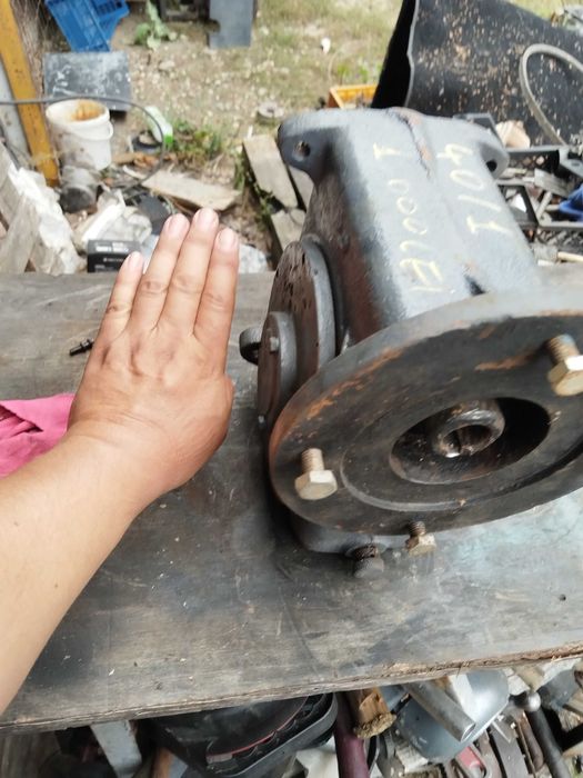 Reductor raport 40/1 foraj gradina