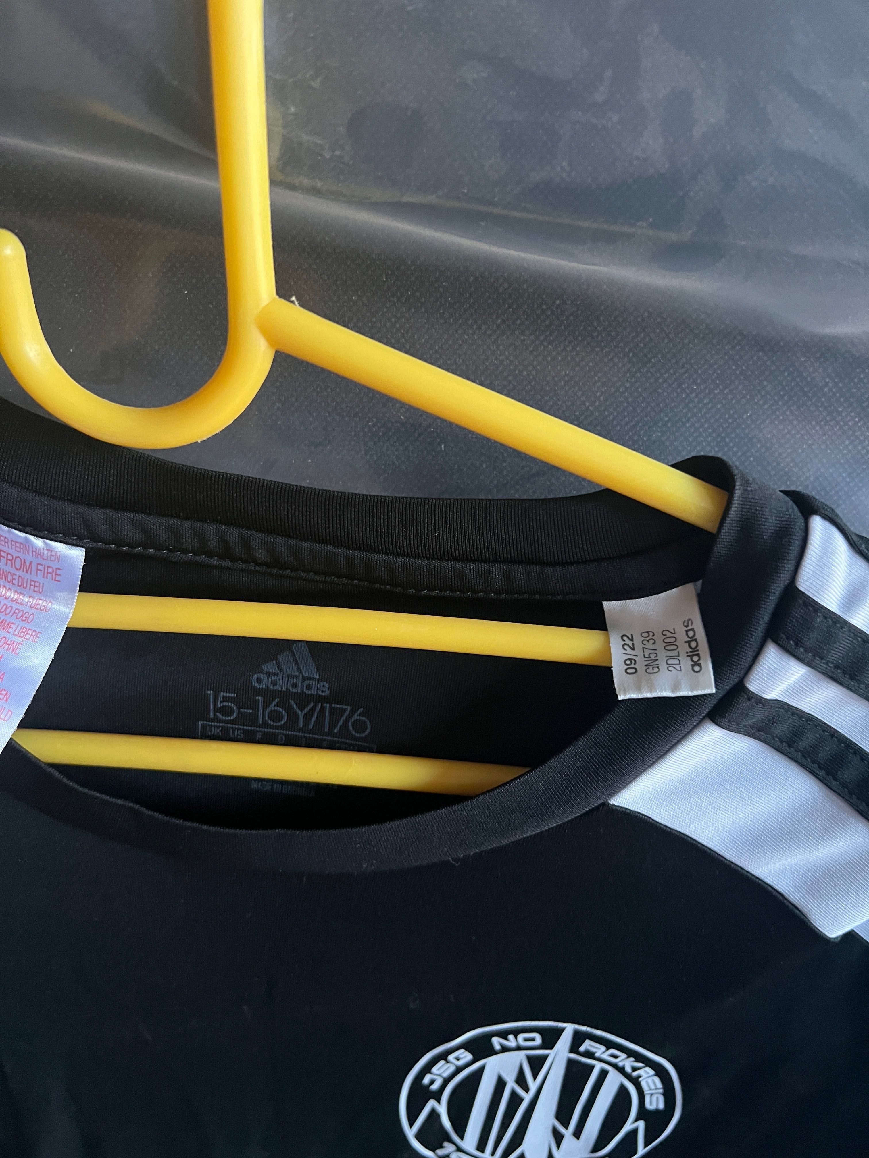 Adidas екип тениска,къси панталони,и дълги панталони