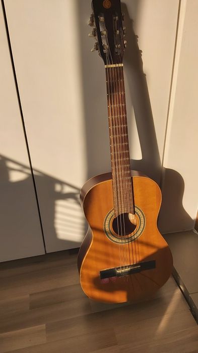 Chitara clasica (sau spaniola)