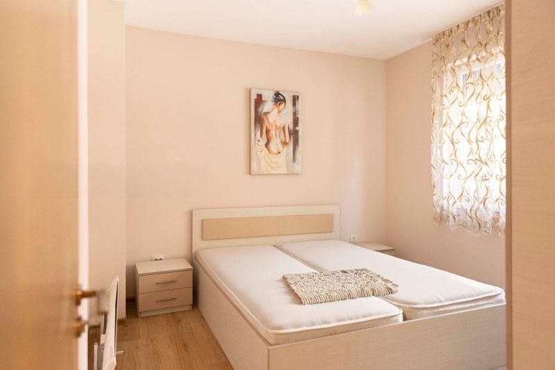 Дава се под наем Двустаен апартамент в Пловдив, Каменица 1 - 57 кв.м за 450 € - Снимка #2