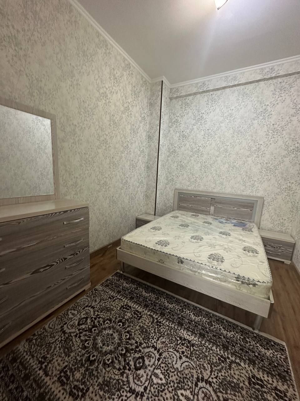 Продаётся квартира. Паркентский ЖК ВЕК 2/7/9