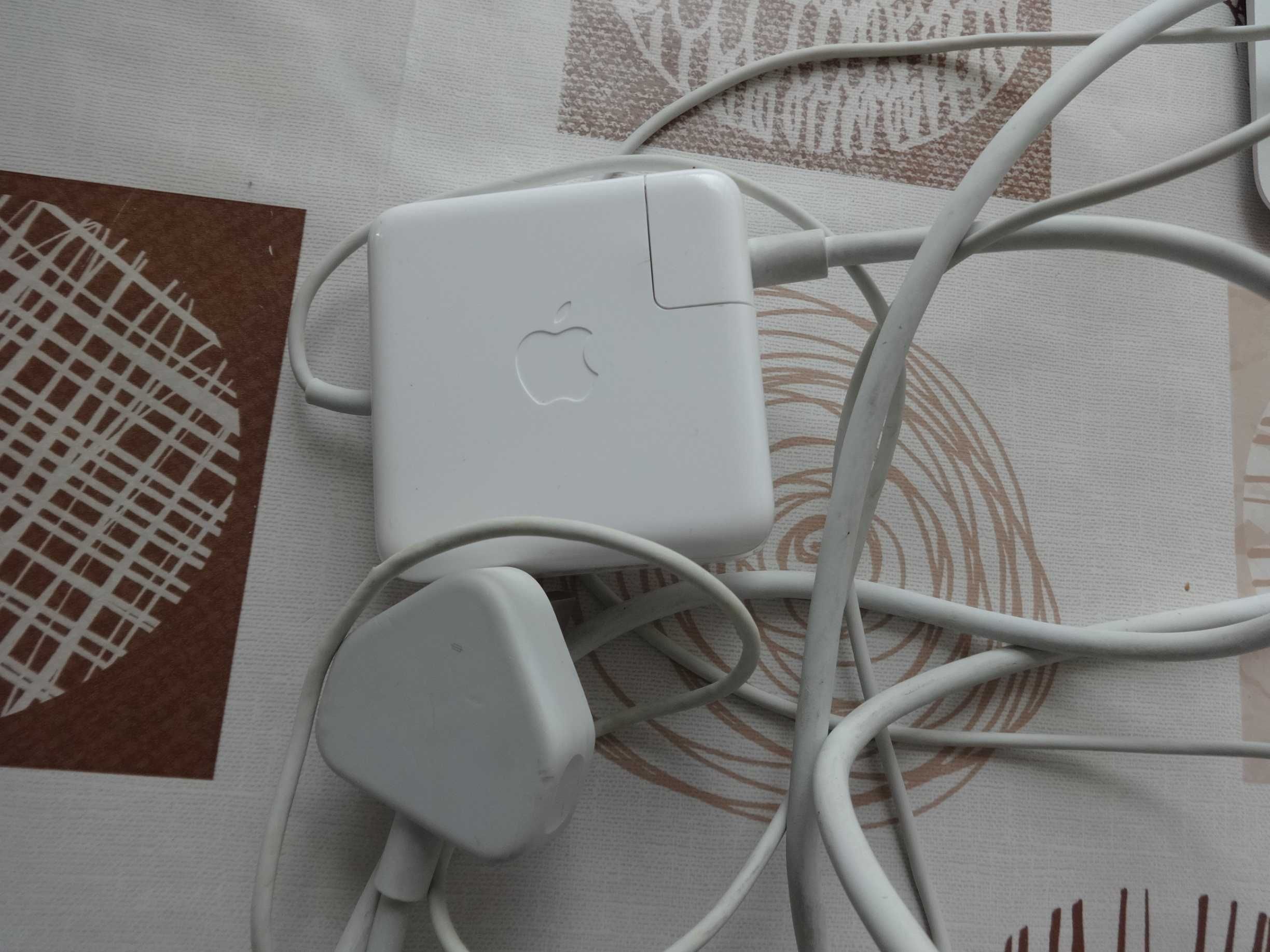 Като Нов Apple MacBook Air 13" Early 2015 – i7 2.2GHz, Model A1466